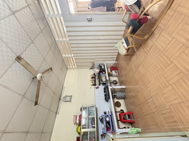 Nhà chung cư lầu 4 - 90m3- 2 phòng ngủ 1 hẻm xe hơi tới nhà 6961514