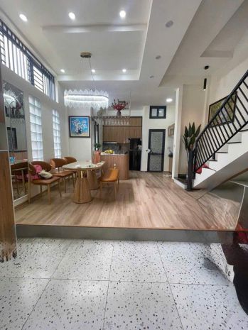 Bán nhà phố trạm 40m 5 tầng lô góc 2 mặt ngõ ô tô thông hơn 6961585