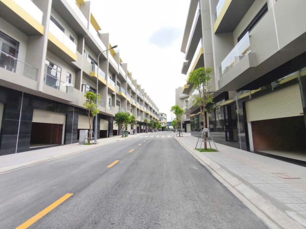 Bán nhà phố mặt tiền đường thống nhất  trung tâm tp dĩ an, 6961663