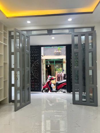 Nhà 4 tầng 4.2x12m hxh tới nhà âu dương lân, p3 q8. giá 6962886