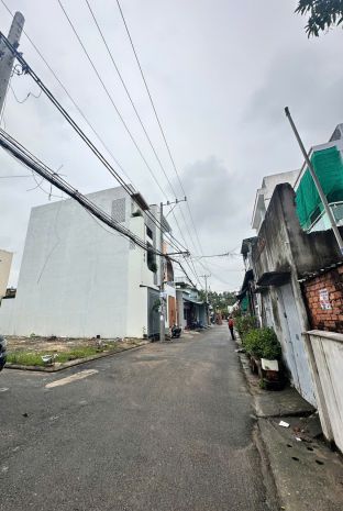 Nhà ngon trong phân khúc nha. 
 nhà đẹp 2 tầng  hẻm xe 6963575