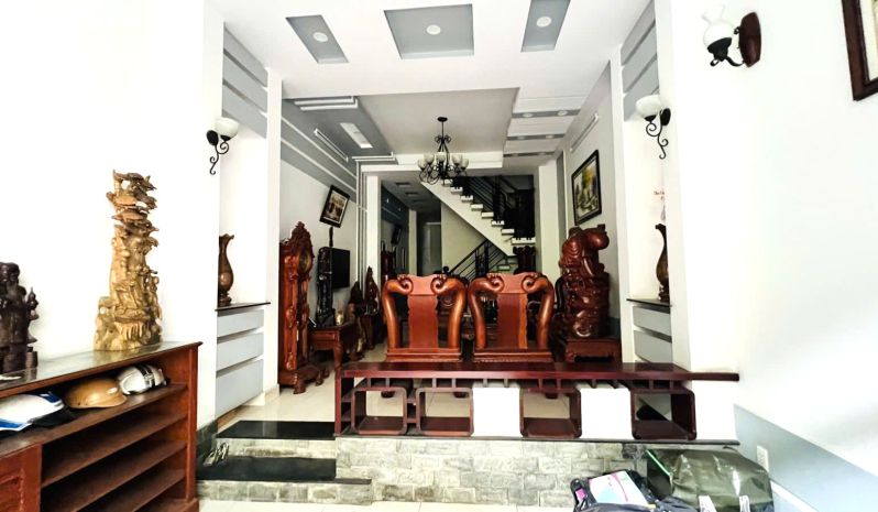 -ngộp bank 60m² 4 tầng4pn hẻm xe hơi thông p.8 gò vấp! 6963983