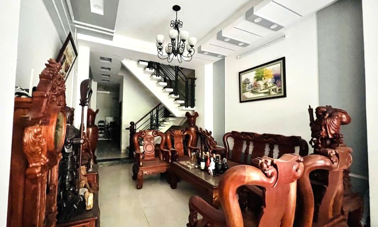 -ngộp bank 60m² 4 tầng4pn hẻm xe hơi thông p.8 gò vấp! 6963984