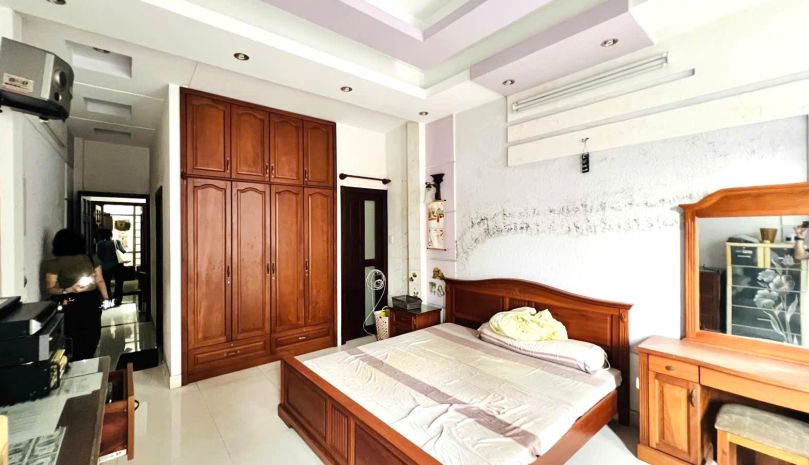 -ngộp bank 60m² 4 tầng4pn hẻm xe hơi thông p.8 gò vấp! 6963985