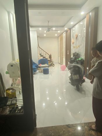 Gia đinh tôi cân ban  nhà đẹp ở luôn ngõ 101 thanh nhàn, 6965608