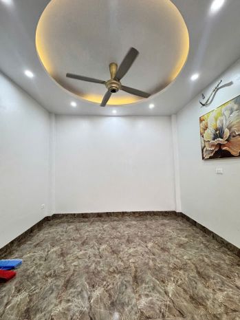 Ngọc lâm phân lô trước nhà ô tô chánh 40m2 x 5 tầng  15.9 6965774