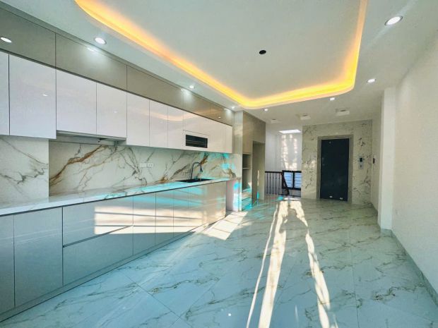 Bán nhà 5 tầng có thang máy . phố kim đồng , tương mai, hà 6969030