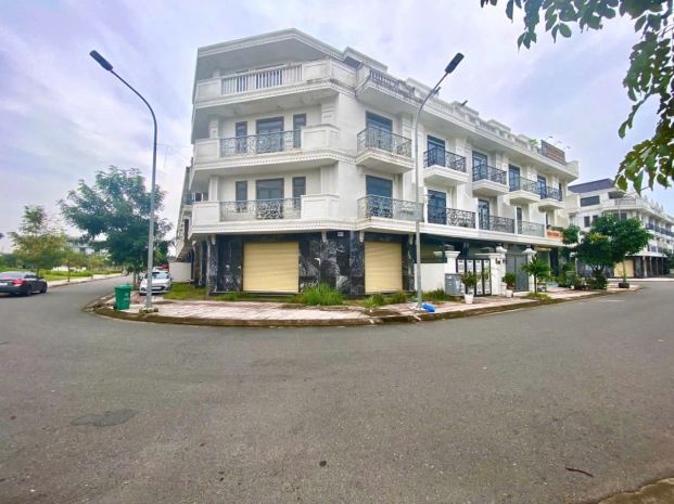 Cần bán cặp góc nhà liền kề đẹp nhất dự án  đối diện công 6969134