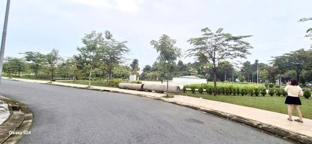 Cần bán cặp góc nhà liền kề đẹp nhất dự án  đối diện công 6969137