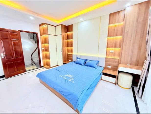 *bán gấp- căn 6 tầng thang máy_ sát cv hoà bình ngoại giao 6969502