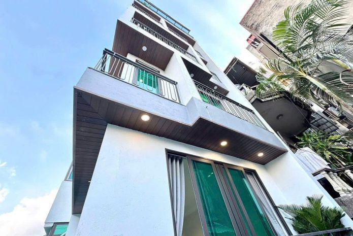 Ccmn trần quý cáp thang máy - lô  góc - dt 42m2 7 tầng mặt 6969811