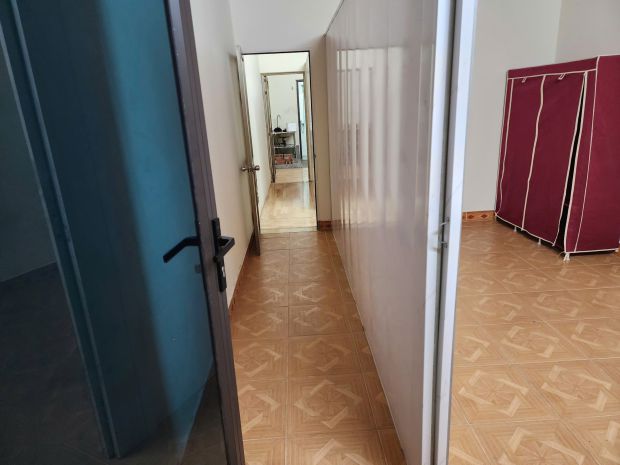 Cho thuê căn hộ tầng 2 ngõ 219 định công 60m2, 2 ngủ, 6.5 6970094