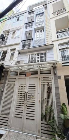 Nhà hxh đường nguyễn thiện thuật phường 2 quận 3 cũ. 6970267