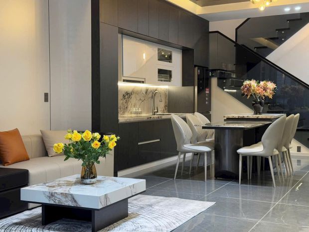 Nhà 2 tầng mới đẹp  gần cầu nguyễn tri phương  sát chợ 6973611