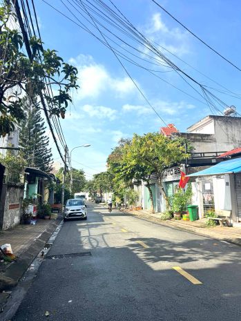 Cần bán gấp nhà 2 tầng khu vip hiệp phú  hẻm ô tô  97m², 6973798