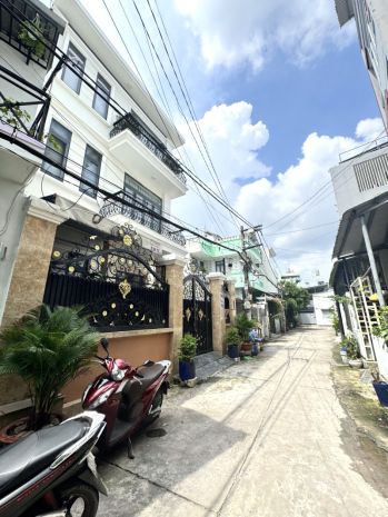 Bán nhà 2 tầng hẻm xe hơi 3 phòng ngủ chỉ 3,35 tỷ gần kha 6974078