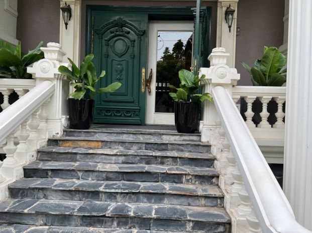 Cho thuê nhà 2 tầng thông sàn khu đô thị kỳ bá- tp thái bình 6974139