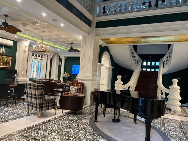 Cho thuê nhà 2 tầng thông sàn khu đô thị kỳ bá- tp thái bình 6974141