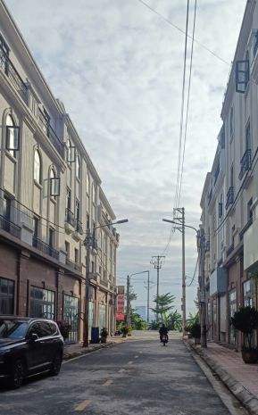 Liền kề sơn đồng center 84m2-5 tầng, vỉa hè ô tô tránh, giá 6974242