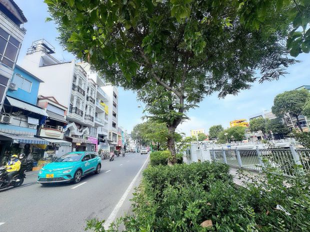 Bán nhà mặt tiền kd đ.hoàng sa, quận 3 - dt khủng 185m2 - 6974733