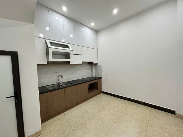 Bán nhà cầu lủ, ô tô đỗ cửa, dt 32m2, 3 ngủ giá 6,8 tỷ. 6975279