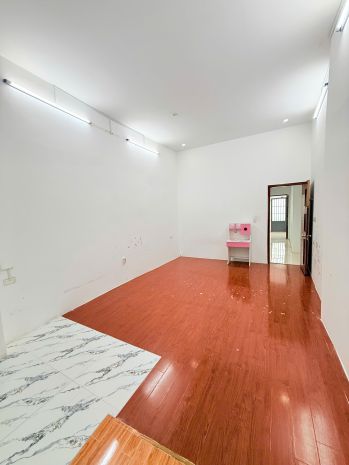 Cần bán nhanh căn nhà khu phân lô phường 14, q tân bình, hồ 6975388