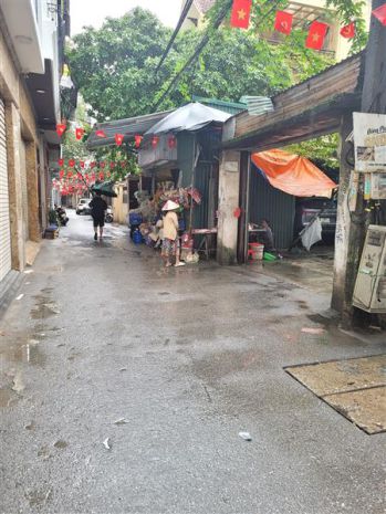 Vị trí đẹp - gần phố - lô góc - nhà nở hậu lộc lá  - xây 6975650