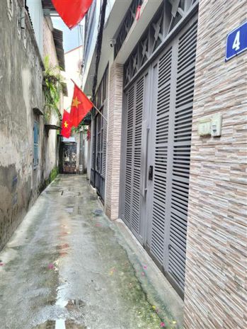 Vị trí đẹp - gần phố - lô góc - nhà nở hậu lộc lá  - xây 6975651