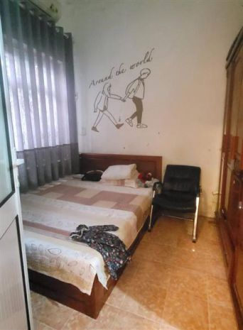 Vị trí đẹp - gần phố - lô góc - nhà nở hậu lộc lá  - xây 6975654