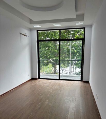 Lĩnh nam nhà phân lô 5 tầng, 2 mặt thoáng. view hồ thế đất 6975716