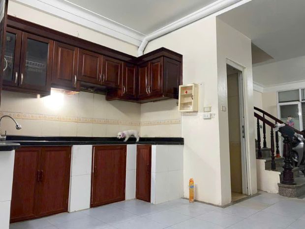 Chính chủ cho thuê nhà 4 tầng  ngõ 15863 nguyễn văn cừ, 6976174