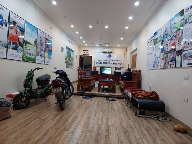 Chủ nhờ bán nhà xuân nộn 70m2, 3t, mt4.5m, 6.3 tỷ, đông 6976221