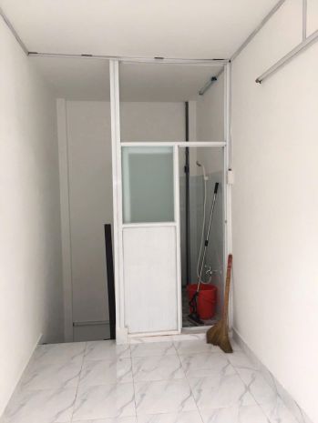 Bán nhà nhỏ sổ riêng  dtcn 6m² 23  2 tầng  kế mt an 6976873