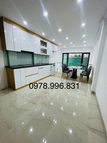 Thang máynhà mới long lanhtặng full nội thất-đông ngạc - 6977072