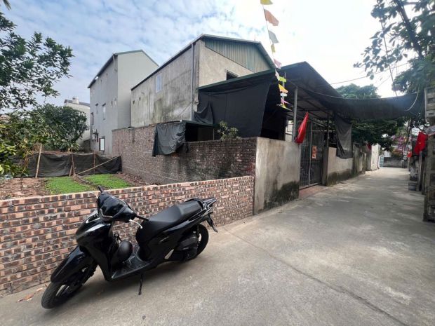 Bán đất đức giang, long biên. ngõ thông, ô tô tránh. tiện 6977487