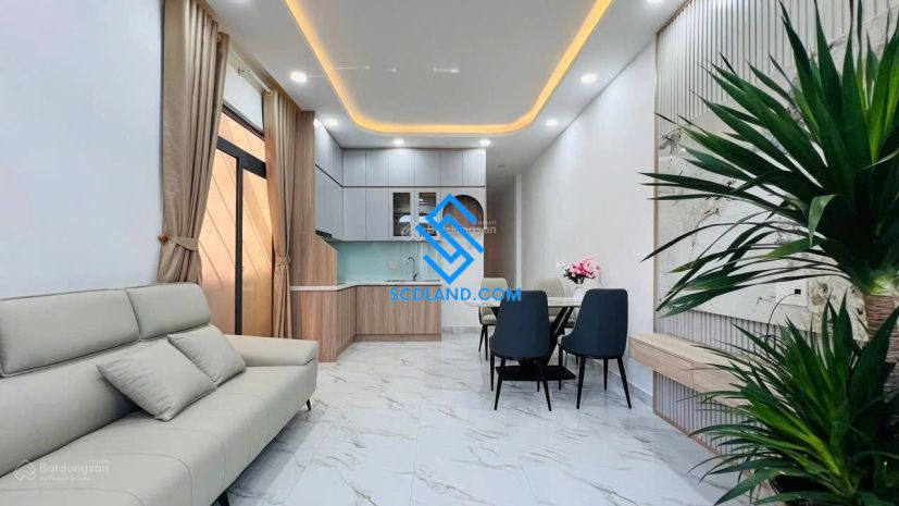 Bán nhà mới trung tâm nha trang  hẻm ô tô, gần biển, nội 6978324