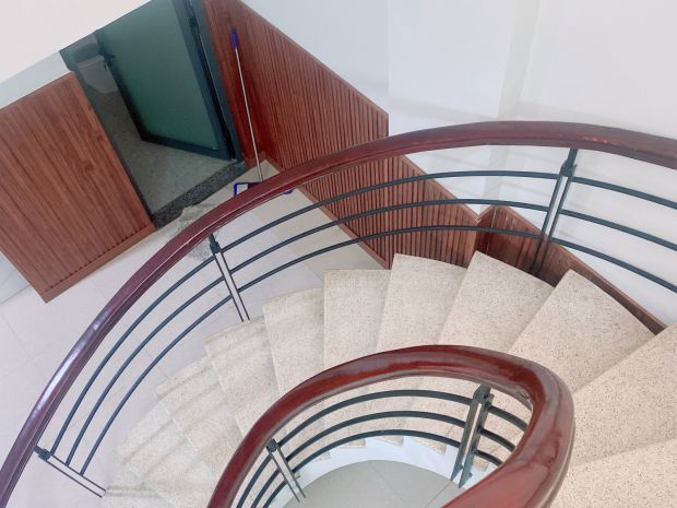 Nhà 2 tầng đúc kiên cố  lô góc thoáng   hiệp bình chánh 6978502