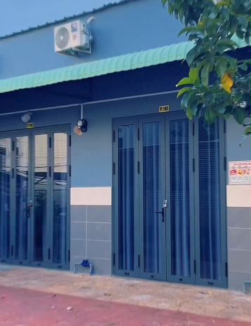 59. cho thuê phòng mặt tiền đối diện trường học hưng phú 6979083