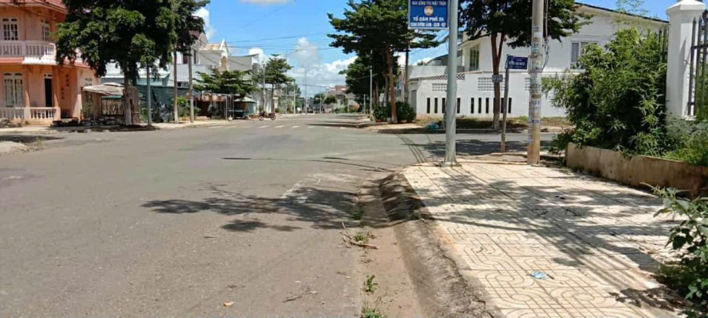 1 lô đất quá đẹp, mặt tiền tôn thất thuyết, lô 90, trung tâm 6980288