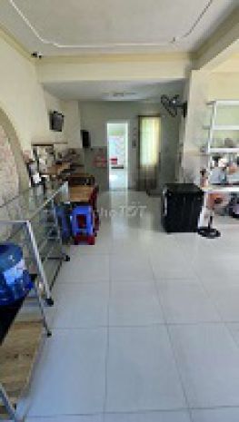 Cho thuê nhà nguyên căn  mặt tiền đường bạch đằng, vũng tàu 6980355