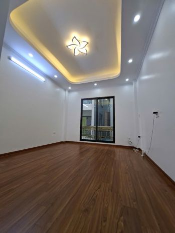 Nhà đẹp phố âu cơ - 5 tầng thang máy - 56m2 - chào giá 13.5 6984632