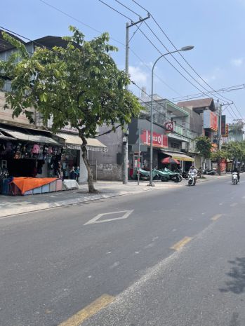 Bán nhà 2 mặt tiền ngang 26m tổng 2500m2 giá 170 tỷ nguyễn 6987458