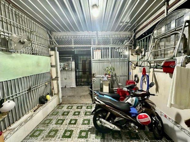 Cg: nhà chính chủ  gần chợ hiệp bình  chỉ 4,3 6987580