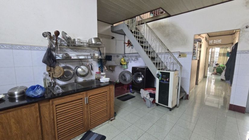 Nhà đường d4 ngay công viên phần mềm quang trung quận 12 6987628