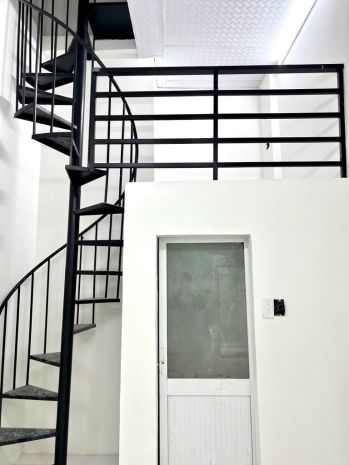 Tân bình  hiệp nhất - hẻm 1 sẹc ,sát mặt tiền, 35m2, 2 6987910