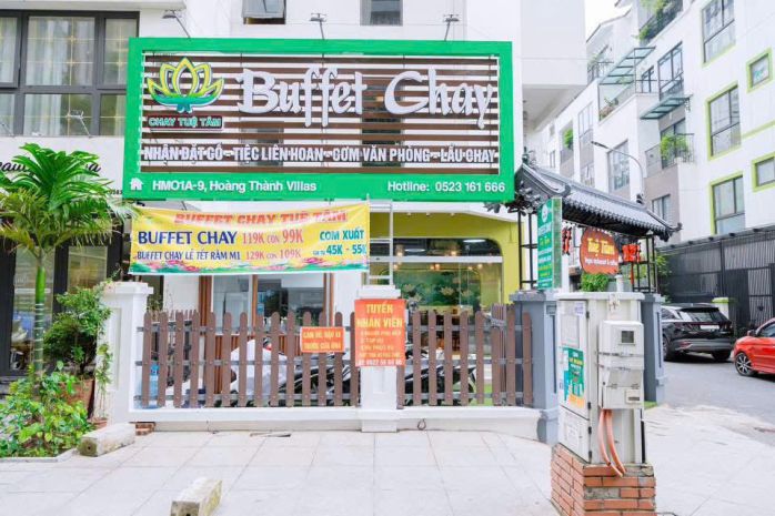 Chính chủ sang nhượng cửa hàng buffet chay tuệ tâm  hoàng 6988600