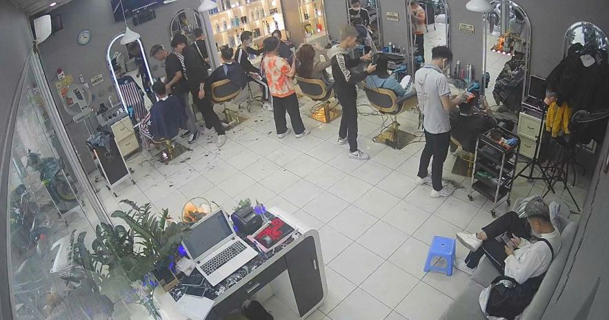 Sang nhượng salon tóc  vào làm ngay, khách ổn định 6989600