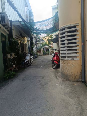 Bán nhà trưng nữ vương  49m²  sổ đẹp nở hậu  giá cực rẻ 6989677