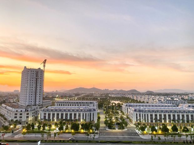 Nhà liền kề 5 tầng 2 mặt tiền tại khu đô thị eurowindow 6990063