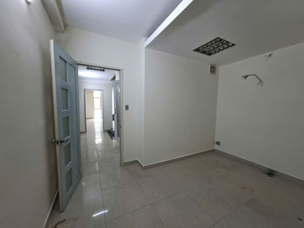 Phú nhuận - hẻm 8m - nguyễn kiệm - 3 tâng - 61m2 - giá 11.7 6990418